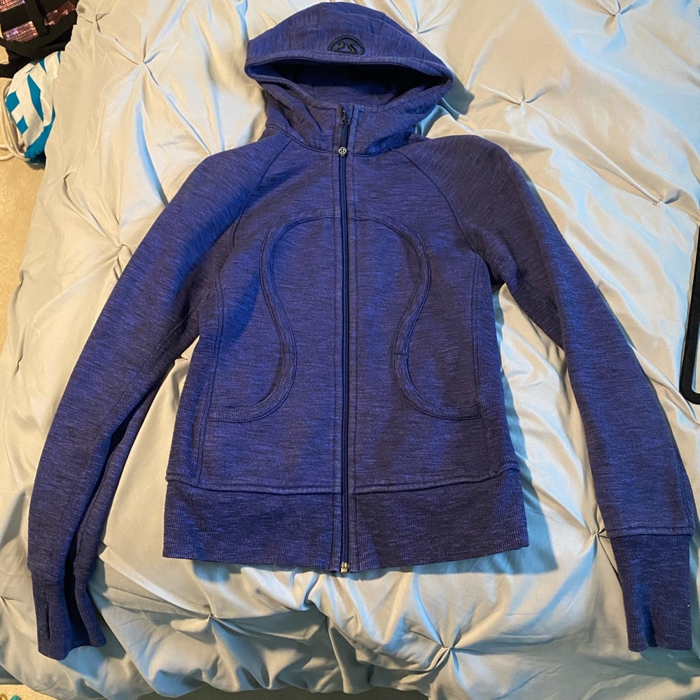 LULU sweater